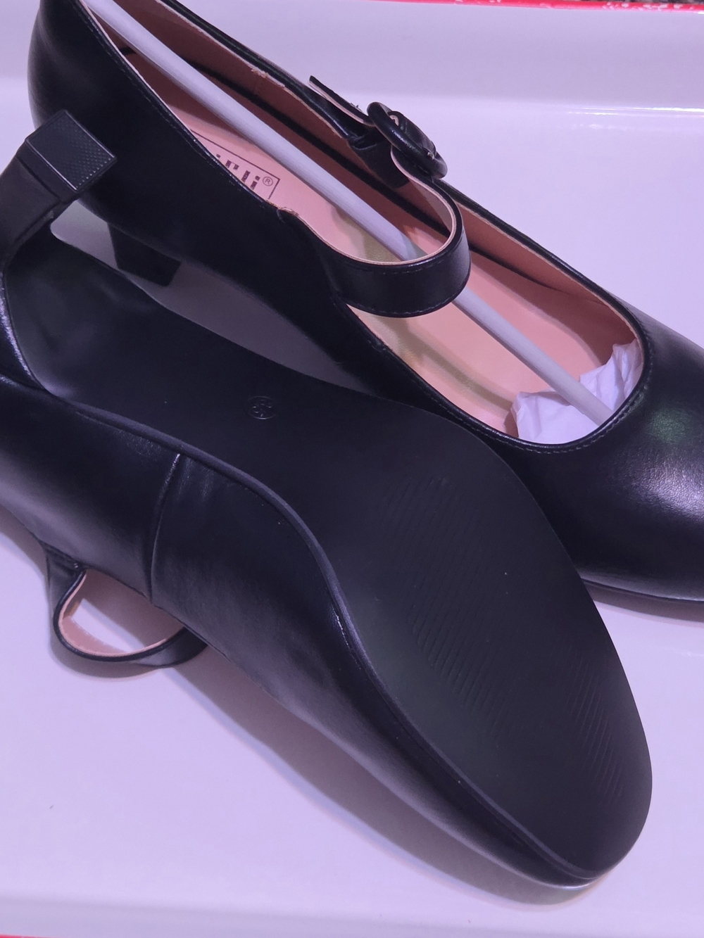 IDIFU Black Mary Jane Block Heel Pumps Women’s Size NEW IN BOX - Picture 3 of 4